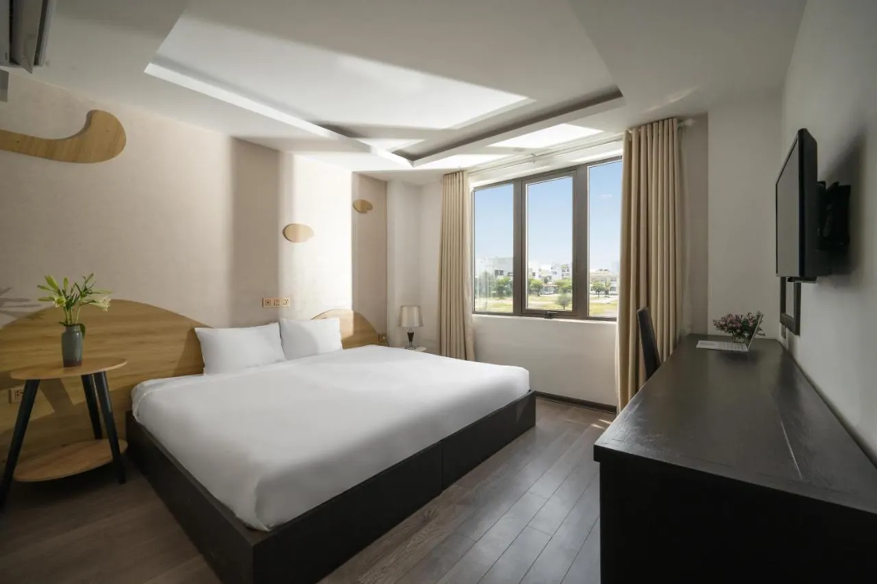 ***  Hanami Hotel Danang Vietnam